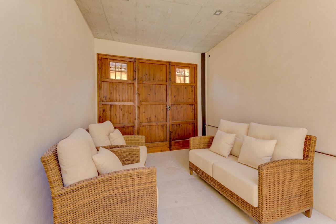 Villa Alicanti 2 By Sealand Villas โปเญนซา ภายนอก รูปภาพ